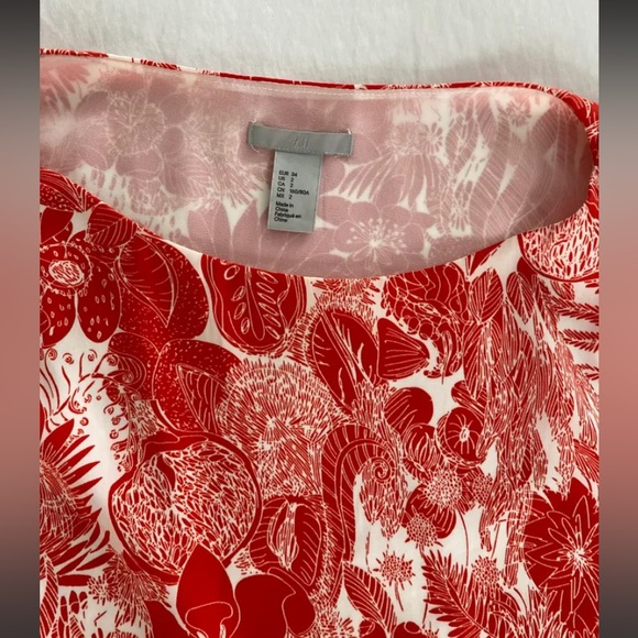 H&M dress - Picture 3 of 3